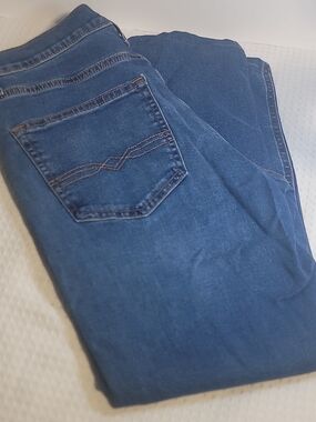 Denizen from Levi's Blue Jeans with Brown Leather Patch